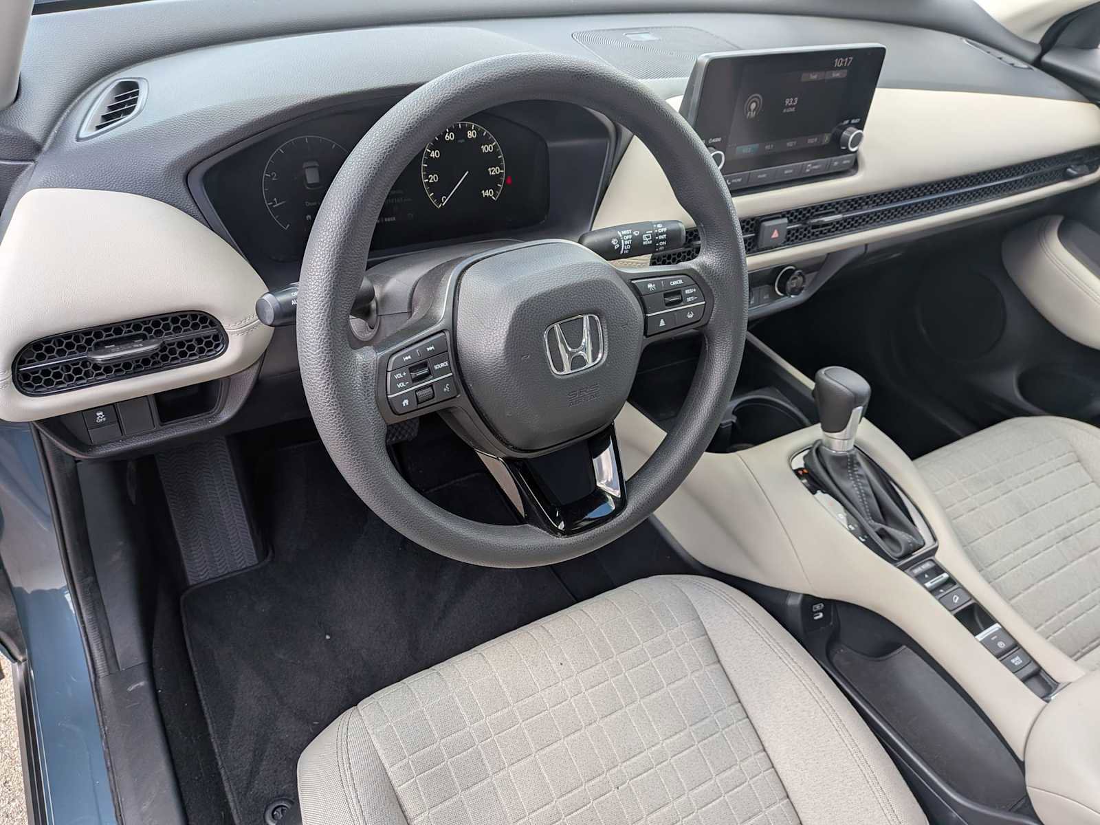Used 2024 Honda HR-V LX image 14