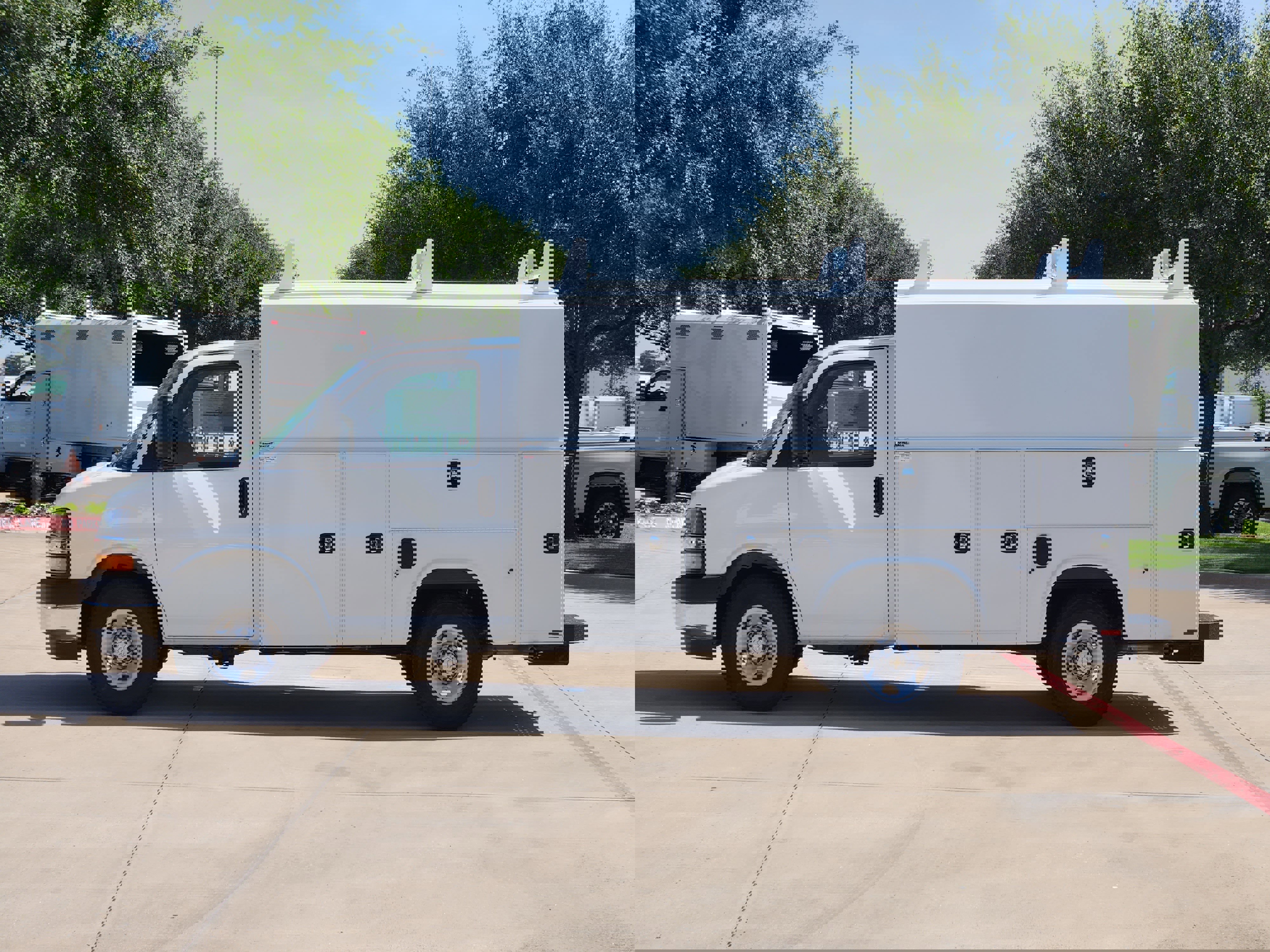 New 2025 Chevrolet Express 3500 w/ Power Convenience Package image 11