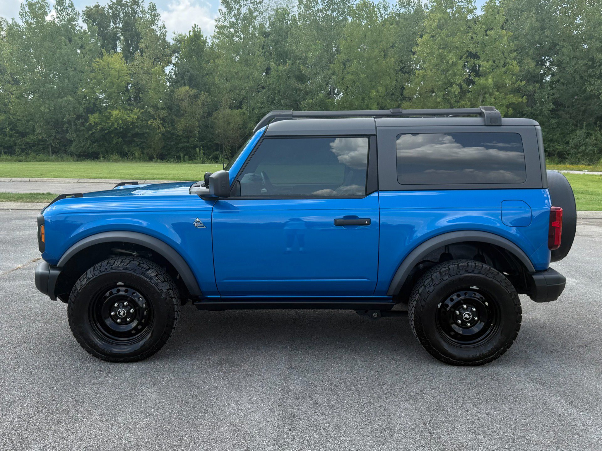 Used 2022 Ford Bronco Black Diamond AWD/4WD image 7