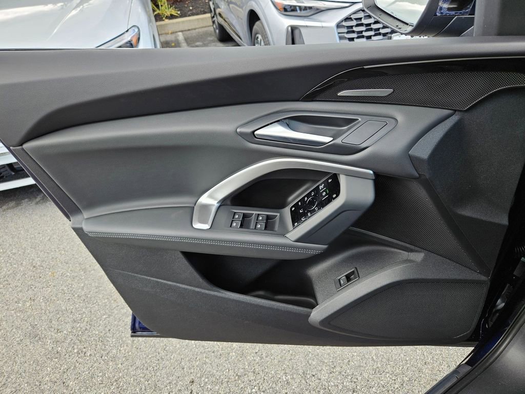 New 2025 Audi Q5 Premium Plus image 7