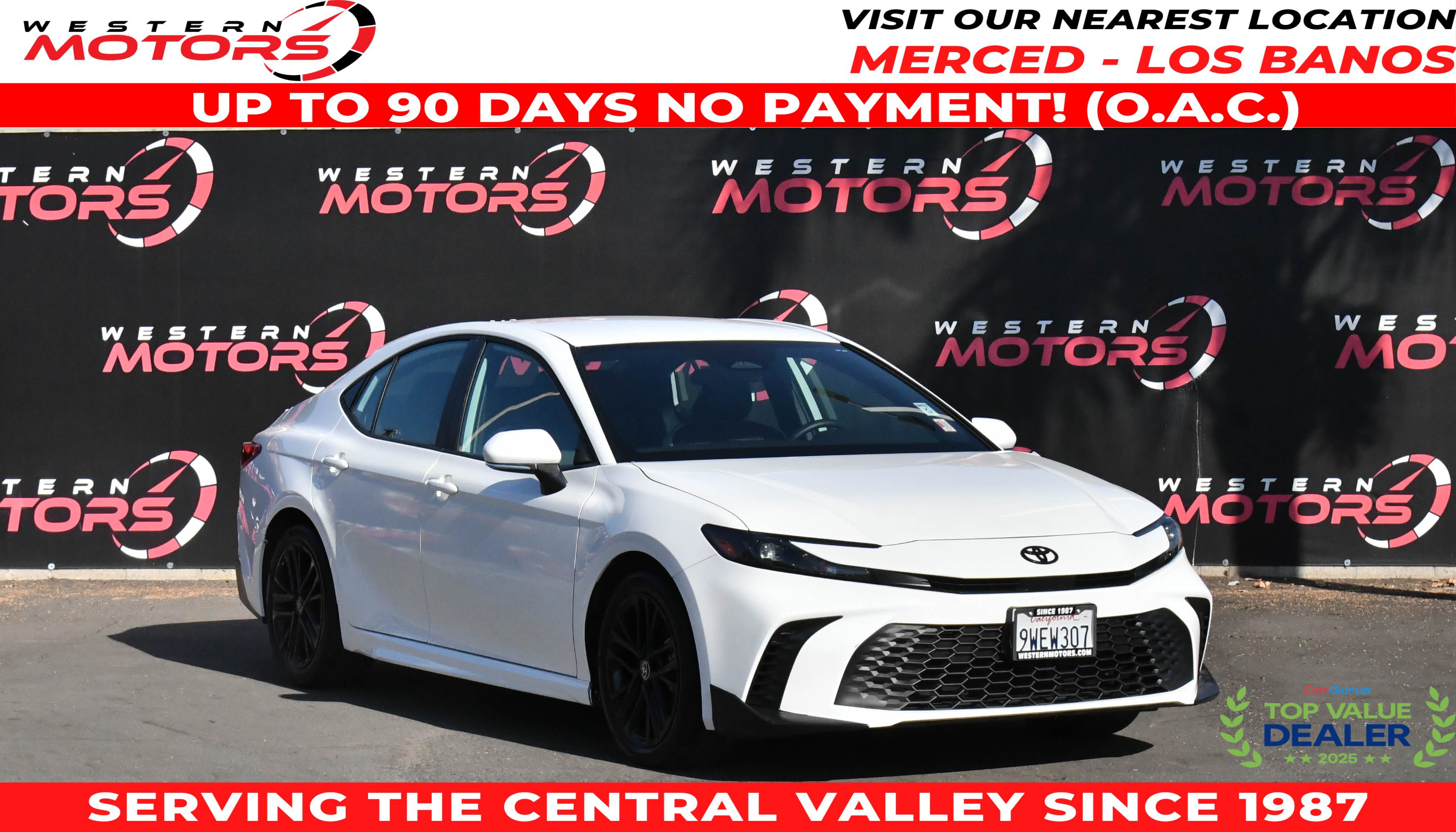 Used 2026 Toyota Camry SE FWD image 1