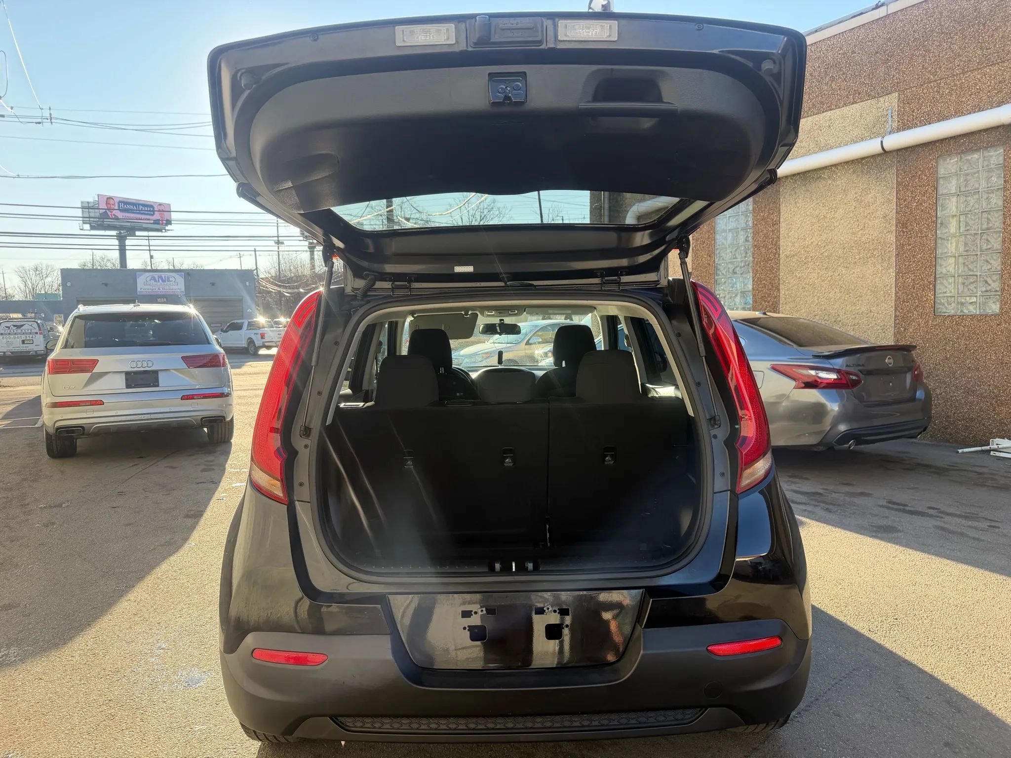 Used 2020 Kia Soul LX image 28