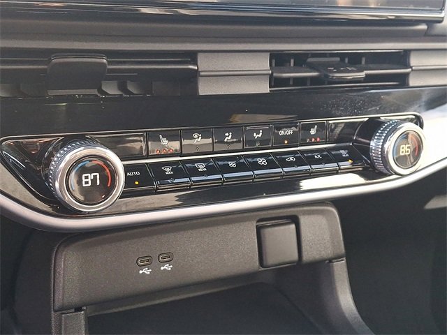 Used 2025 Honda Prologue Touring image 17