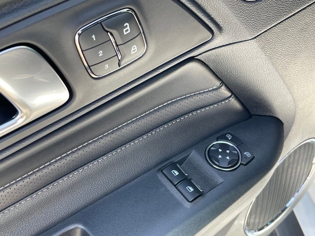 Used 2020 Ford Mustang GT Premium w/ GT Performance Package RWD image 17