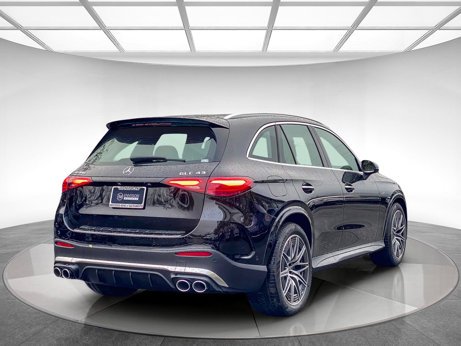 New 2025 Mercedes-Benz GLC 43 AMG 4MATIC image 4