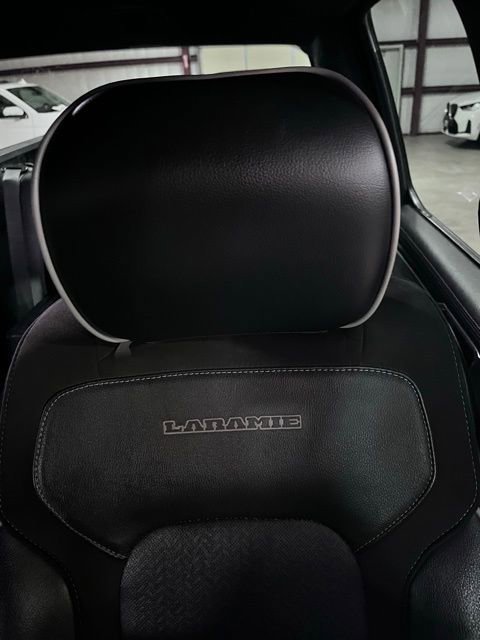 Used 2023 RAM 1500 Laramie AWD/4WD image 14