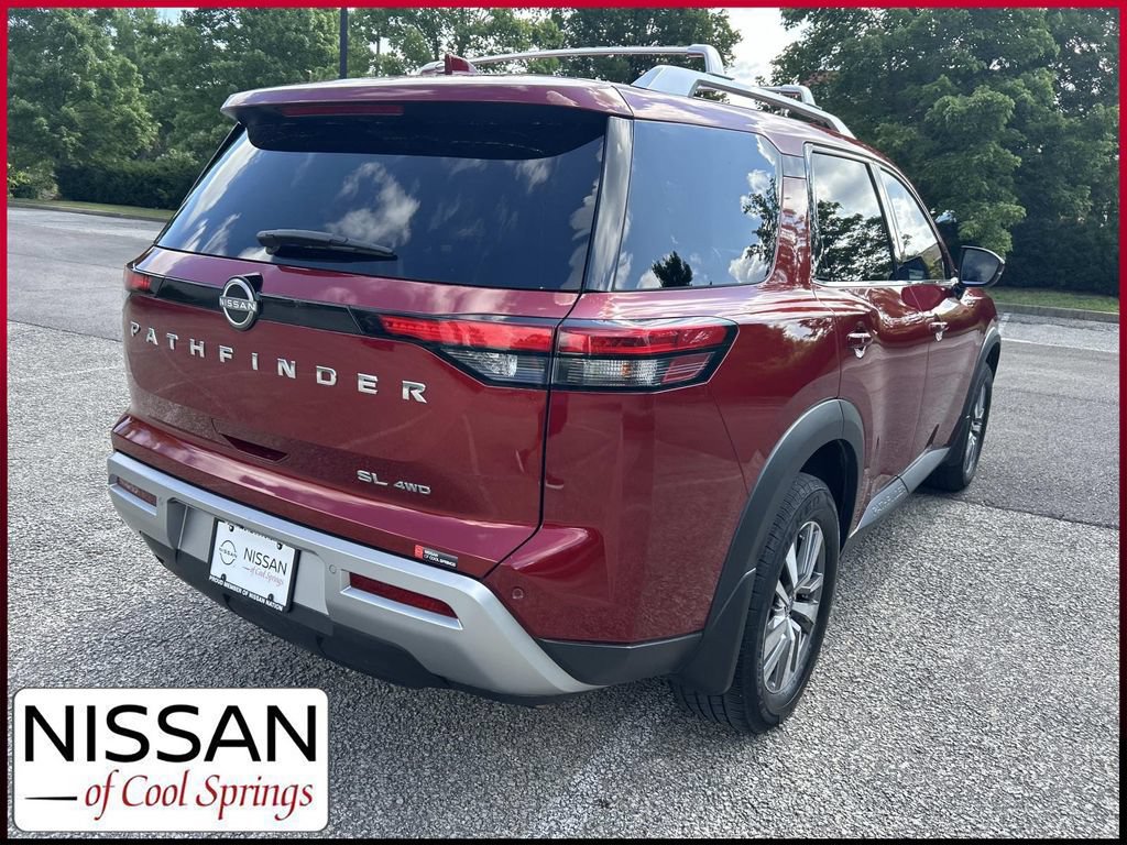 Used 2023 Nissan Pathfinder SL AWD/4WD image 7
