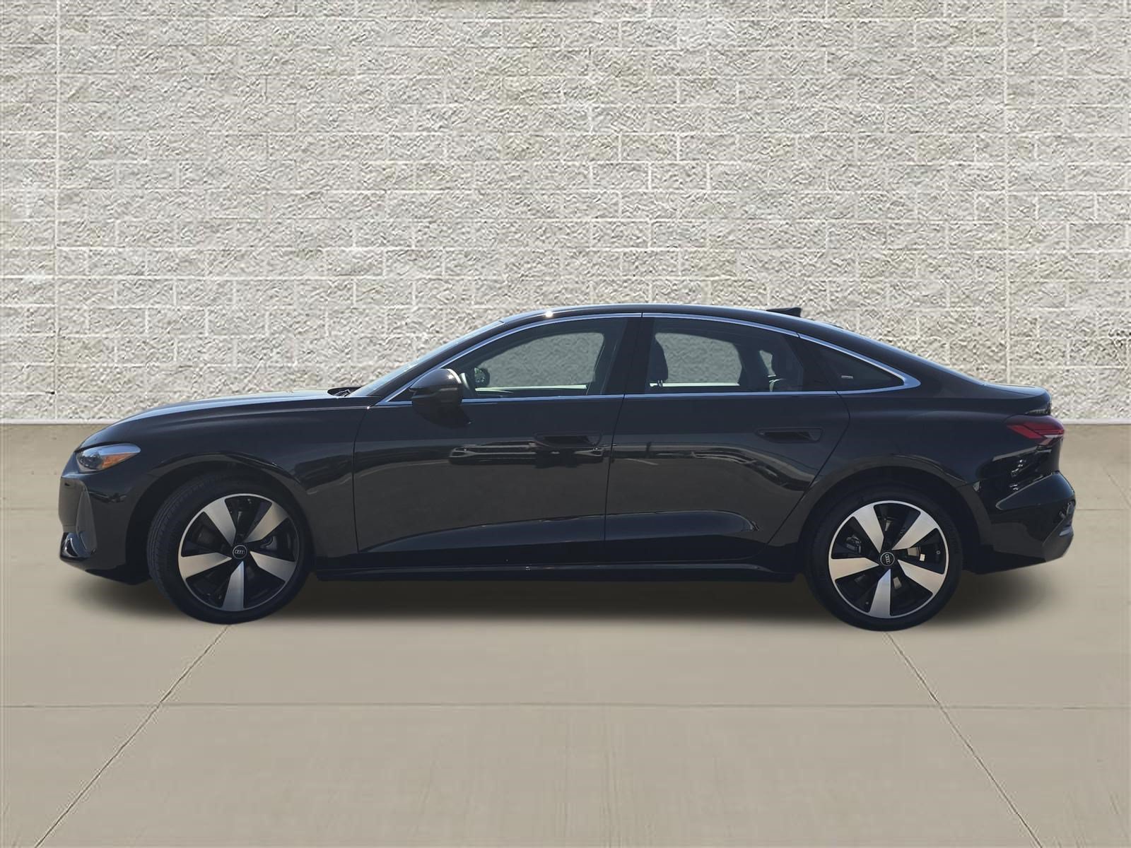 Certified 2025 Audi A5 2.0T Premium w/ Convenience Package AWD/4WD image 4