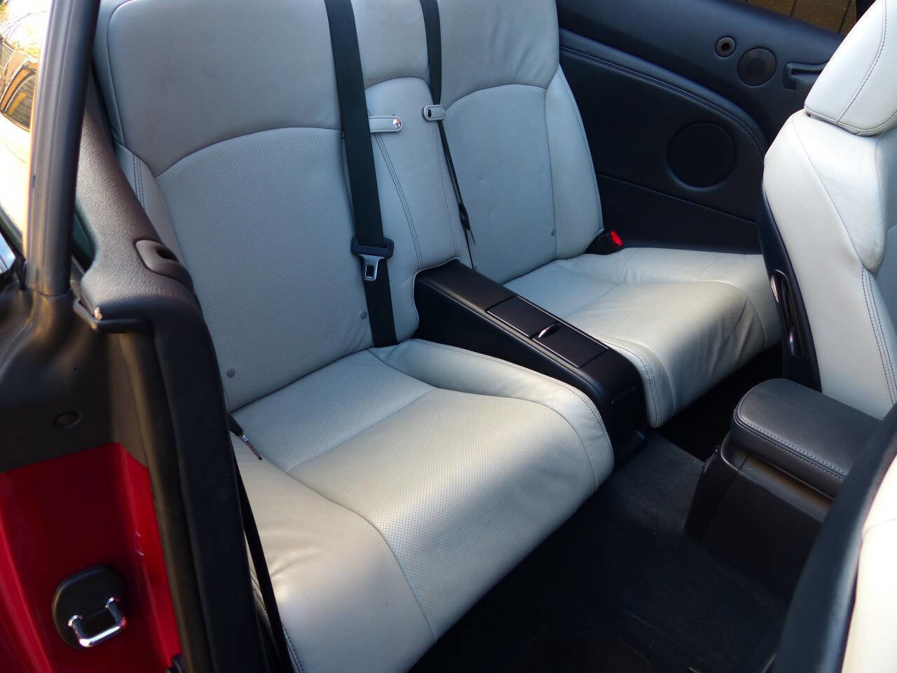 Used 2011 Lexus IS 250C w/ Luxury Pkg RWD image 45