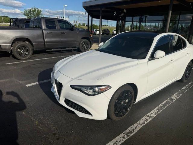 Used 2021 Alfa Romeo Giulia Ti w/ Active Assist 2 Package TI AWD/4WD image 16