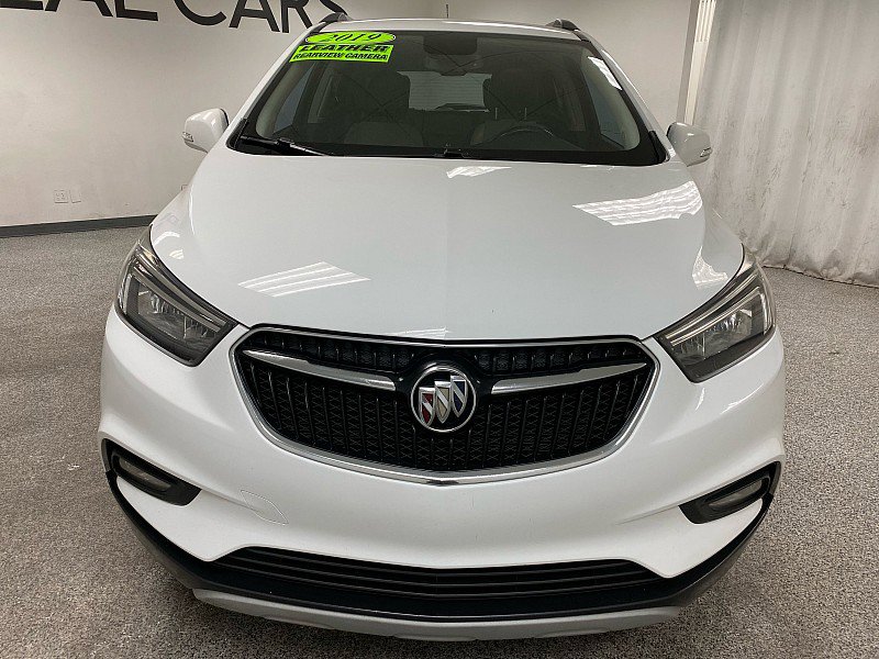 Used 2019 Buick Encore Sport Touring w/ Safety Package image 2
