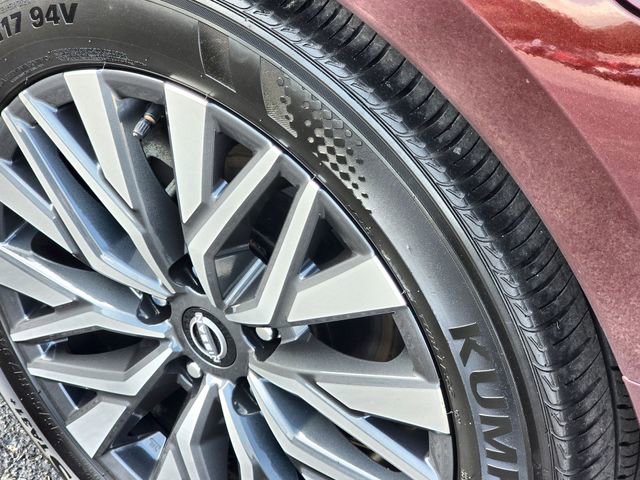 Used 2024 Nissan Altima 2.5 SV FWD image 13