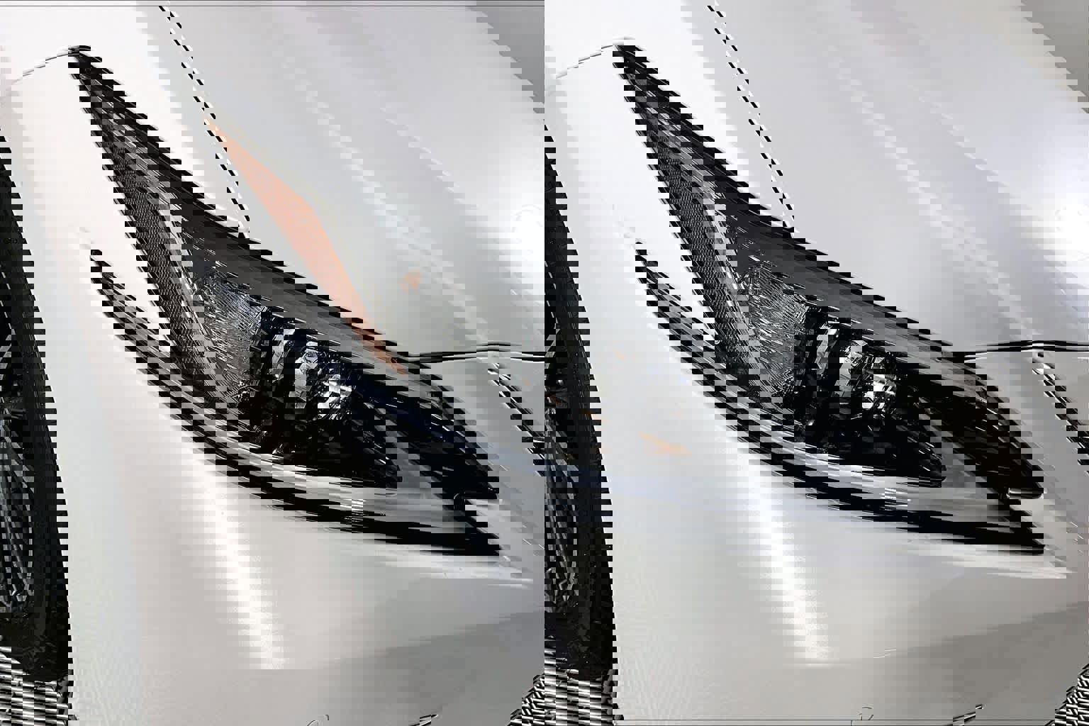 New 2025 Lexus ES 300h w/ Premium Package image 21