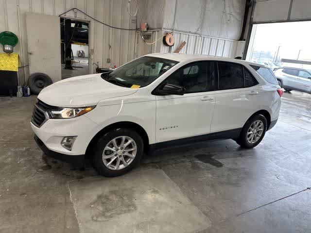 Used 2020 Chevrolet Equinox LS w/ LS Convenience Package FWD image 12