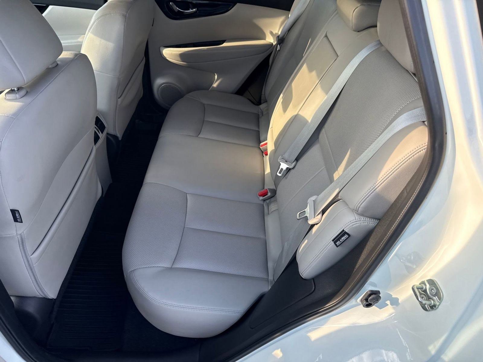 Used 2021 Nissan Rogue Sport SL w/ Premium Package image 13