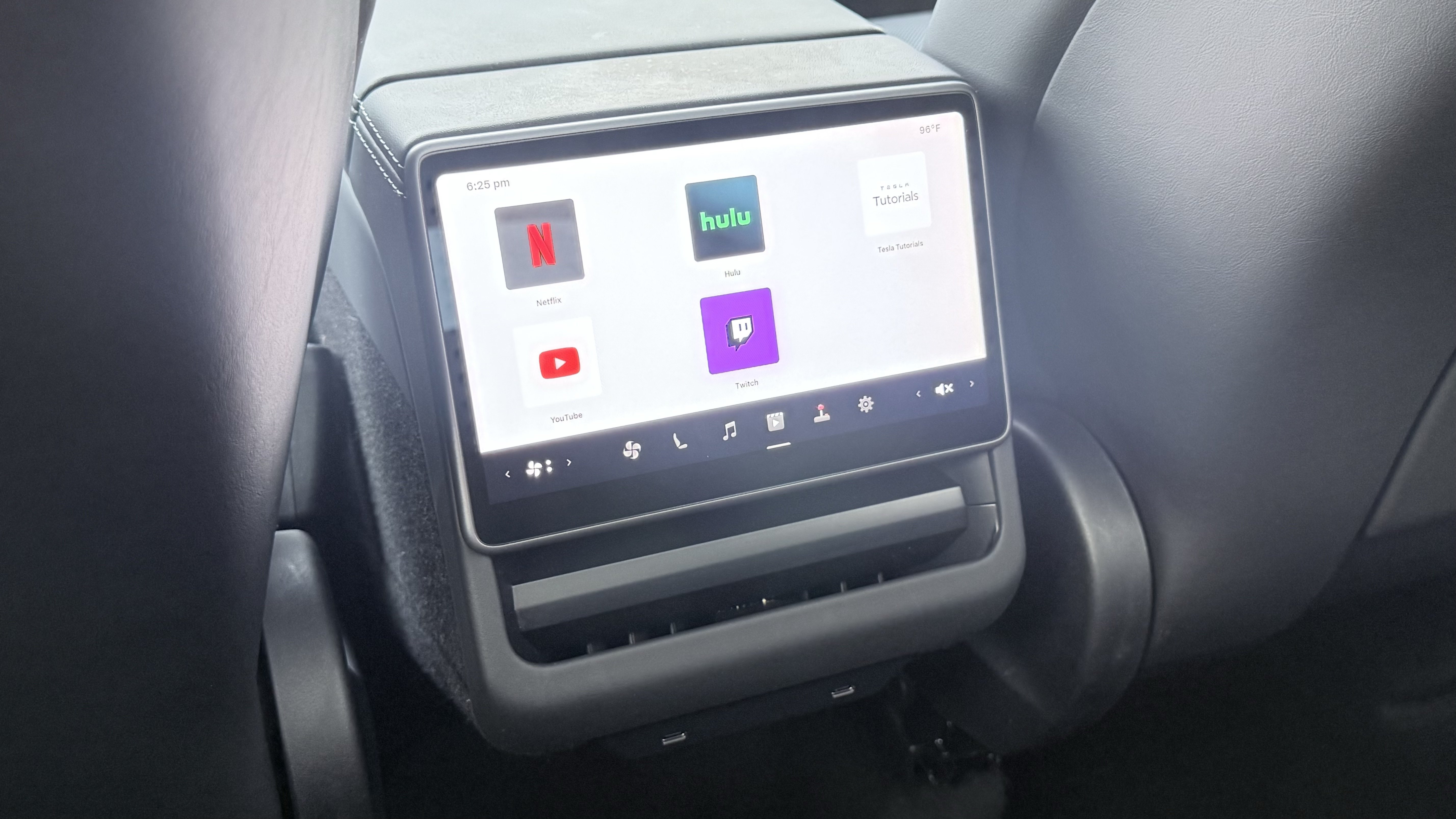 Used 2026 Tesla Model Y AWD image 45