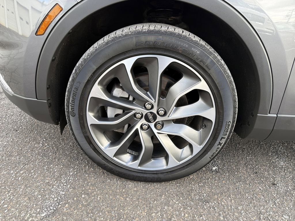 Certified 2021 Lincoln Nautilus Reserve w/ Cargo Utility Package image 30