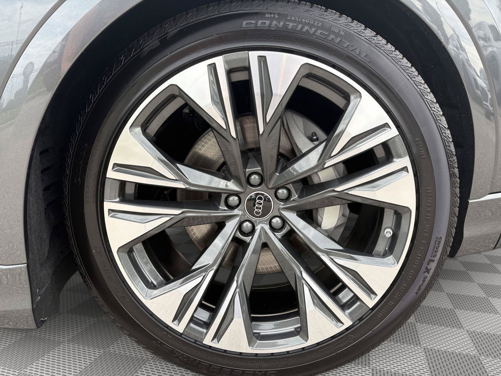 New 2026 Audi Q8 Prestige AWD/4WD image 9