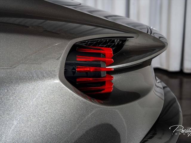 Used 2018 Aston Martin Vanquish Zagato RWD image 18