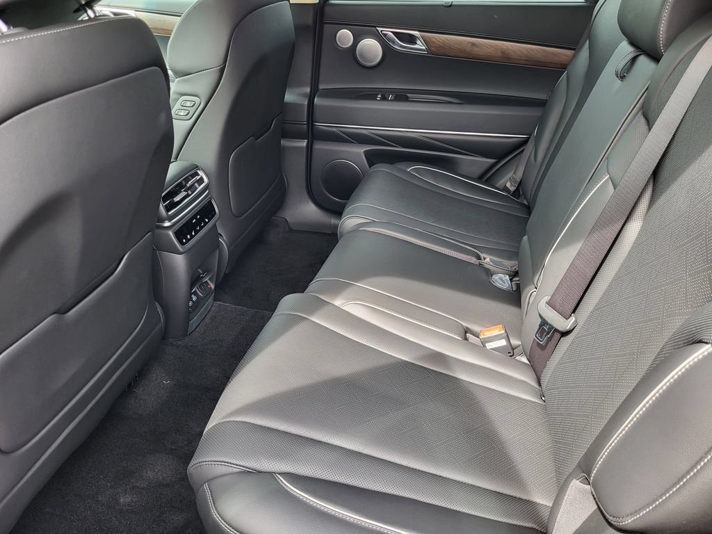 New 2026 Genesis GV80 2.5T Prestige AWD/4WD image 11
