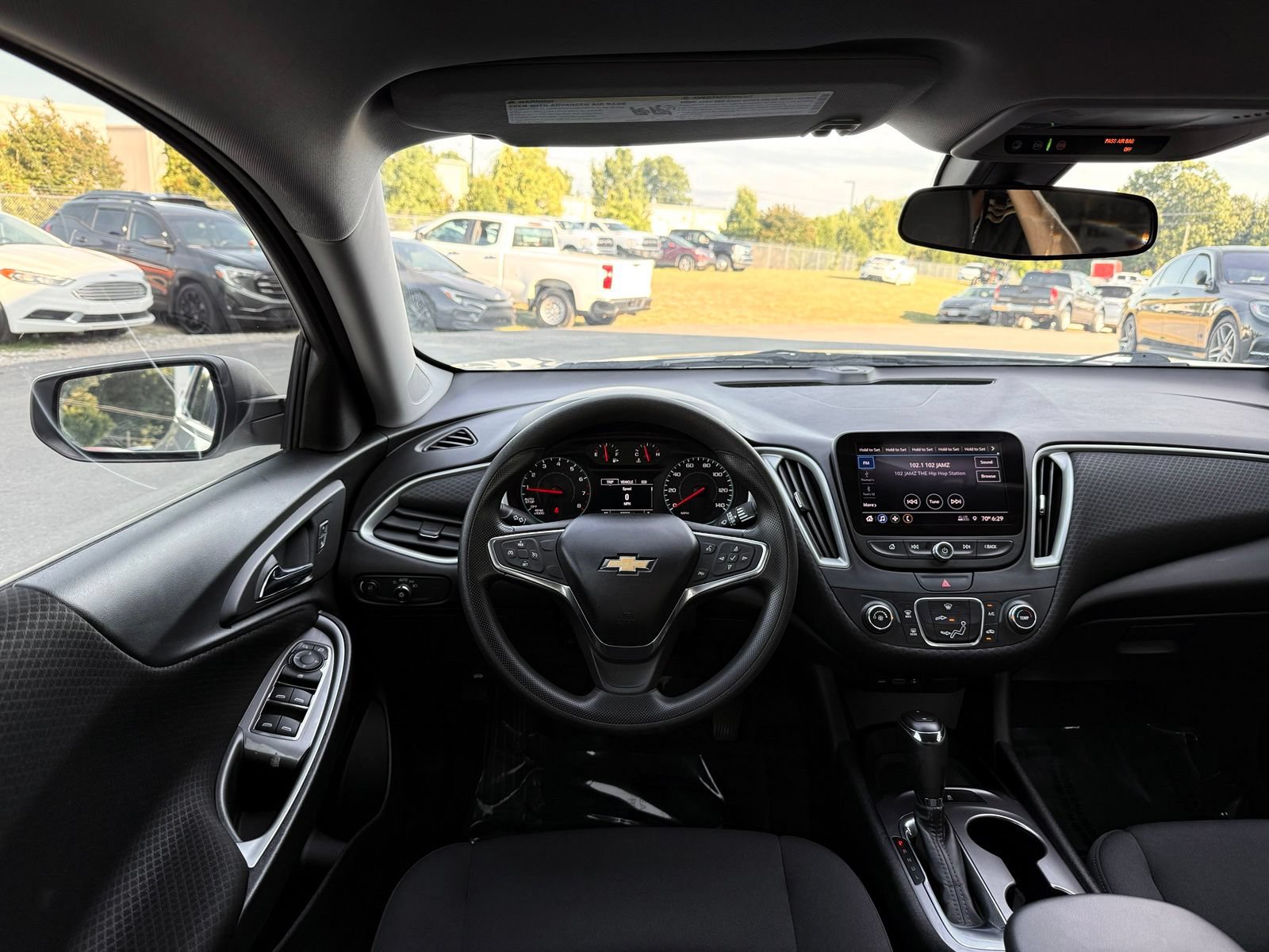 Used 2019 Chevrolet Malibu LS FWD image 25