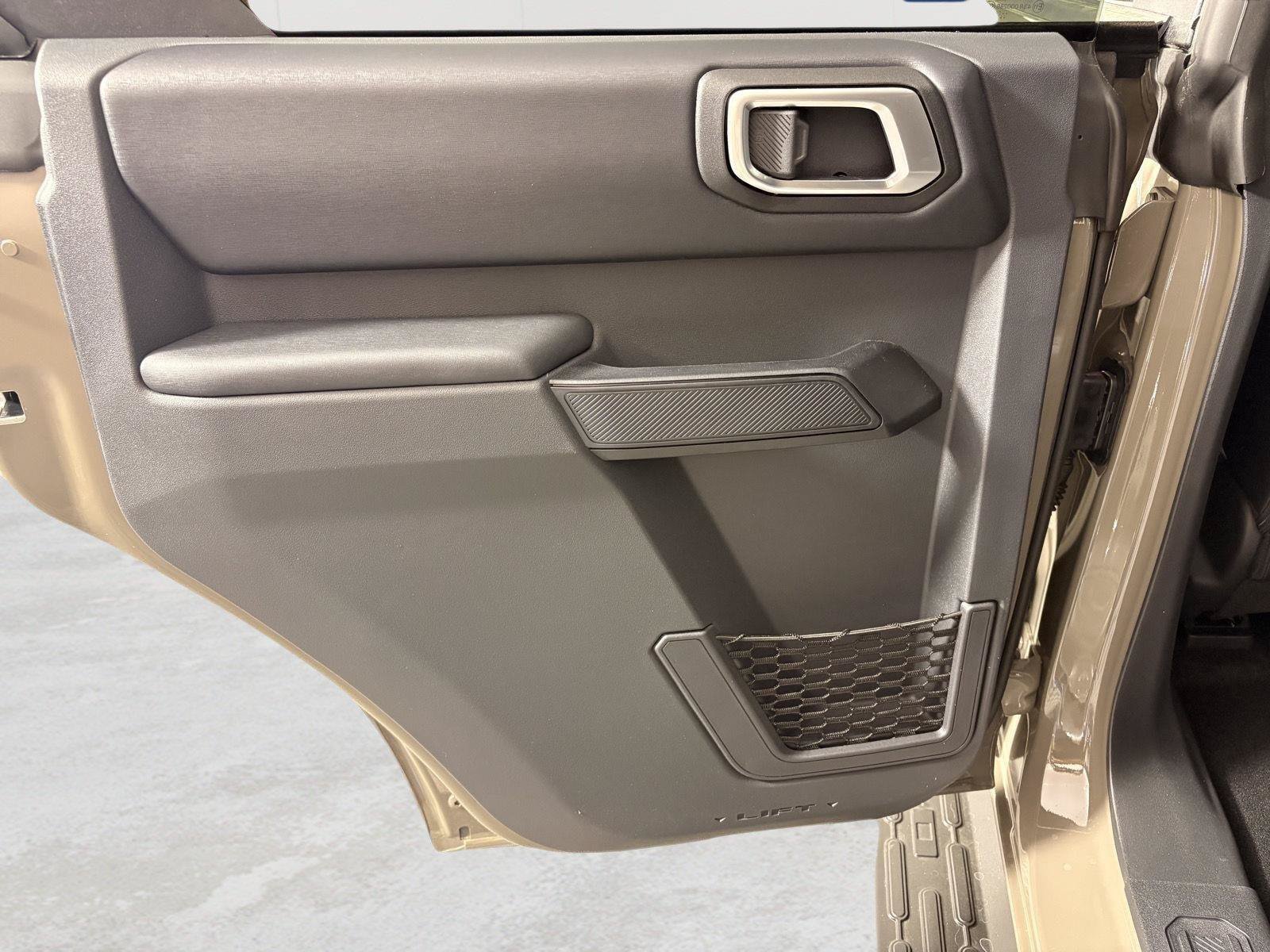 Used 2026 Ford Bronco Outer Banks AWD/4WD image 19