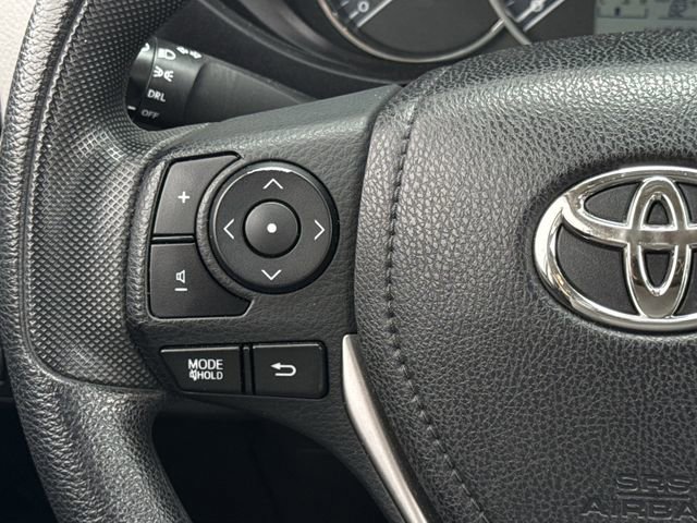 Used 2016 Toyota Corolla LE image 14