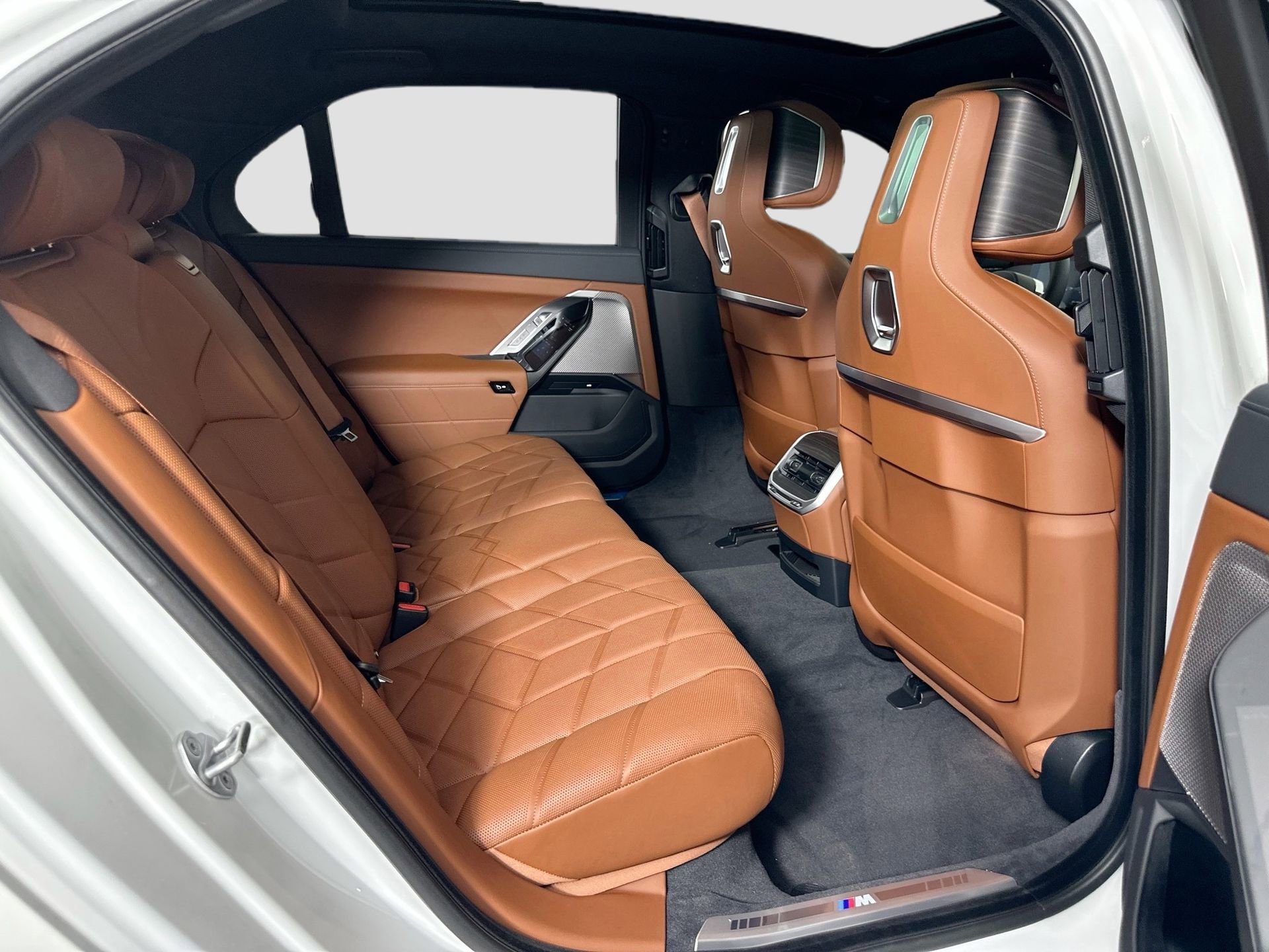 New 2026 BMW i7 eDrive50 w/ M Sport Package image 24