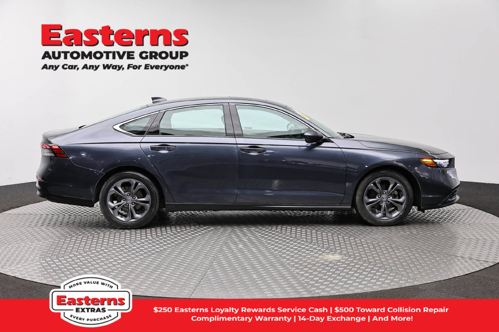 Used 2023 Honda Accord EX image 5