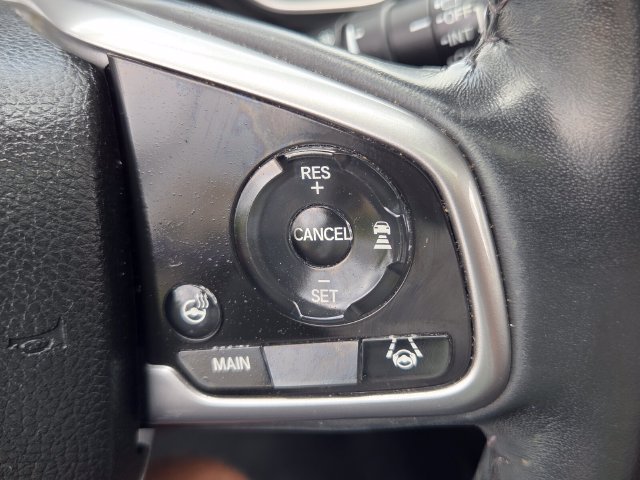 Used 2020 Honda CR-V Touring image 31