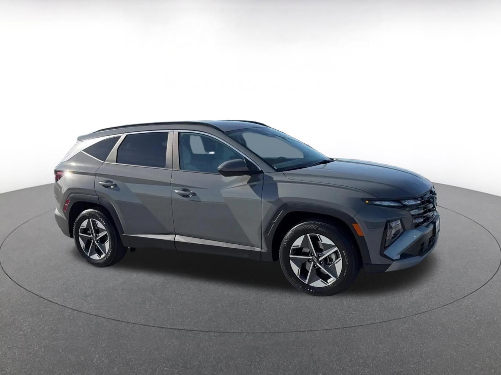 Used 2025 Hyundai Tucson SEL image 2