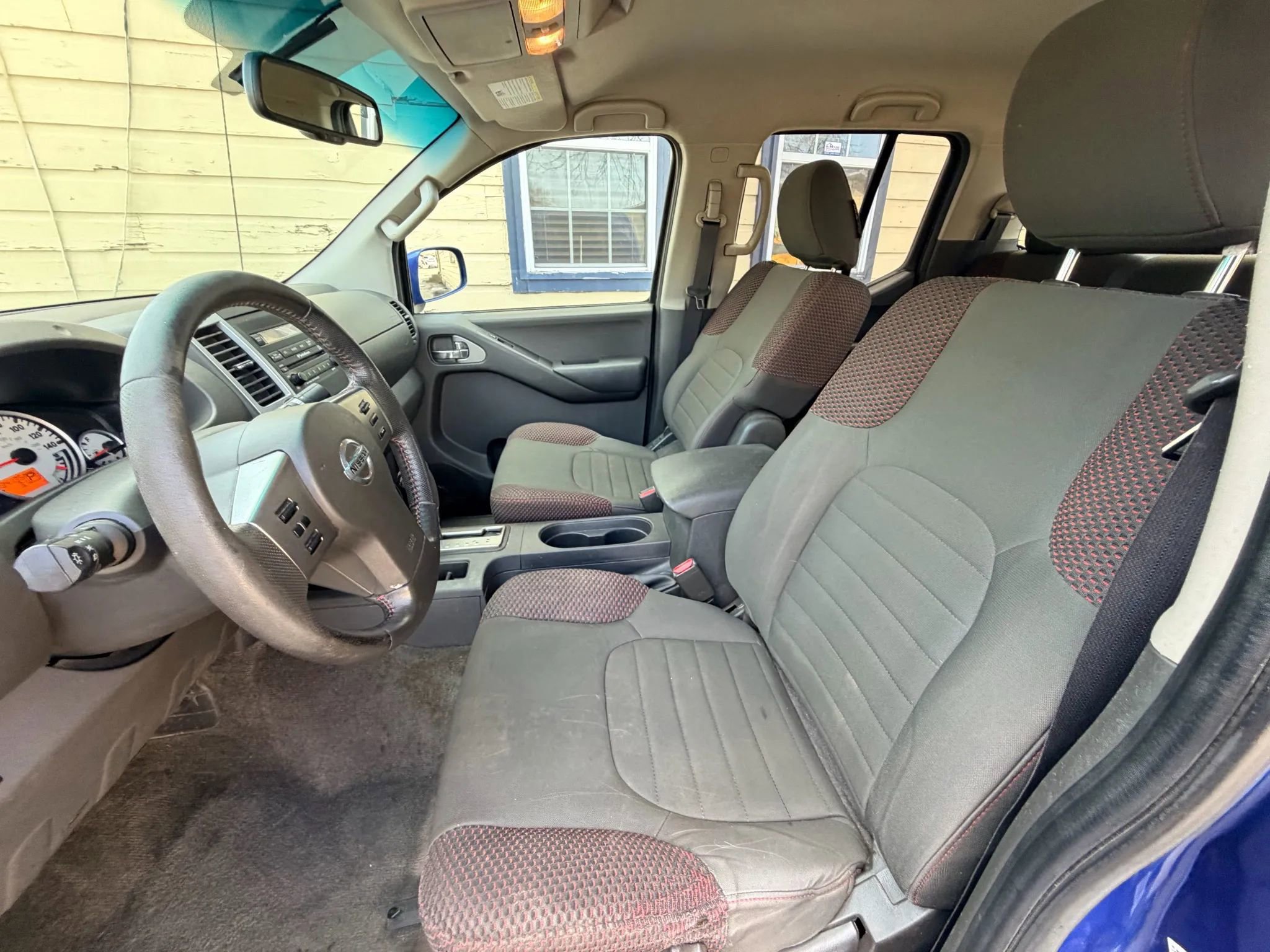 Used 2012 Nissan Frontier PRO-4X image 20