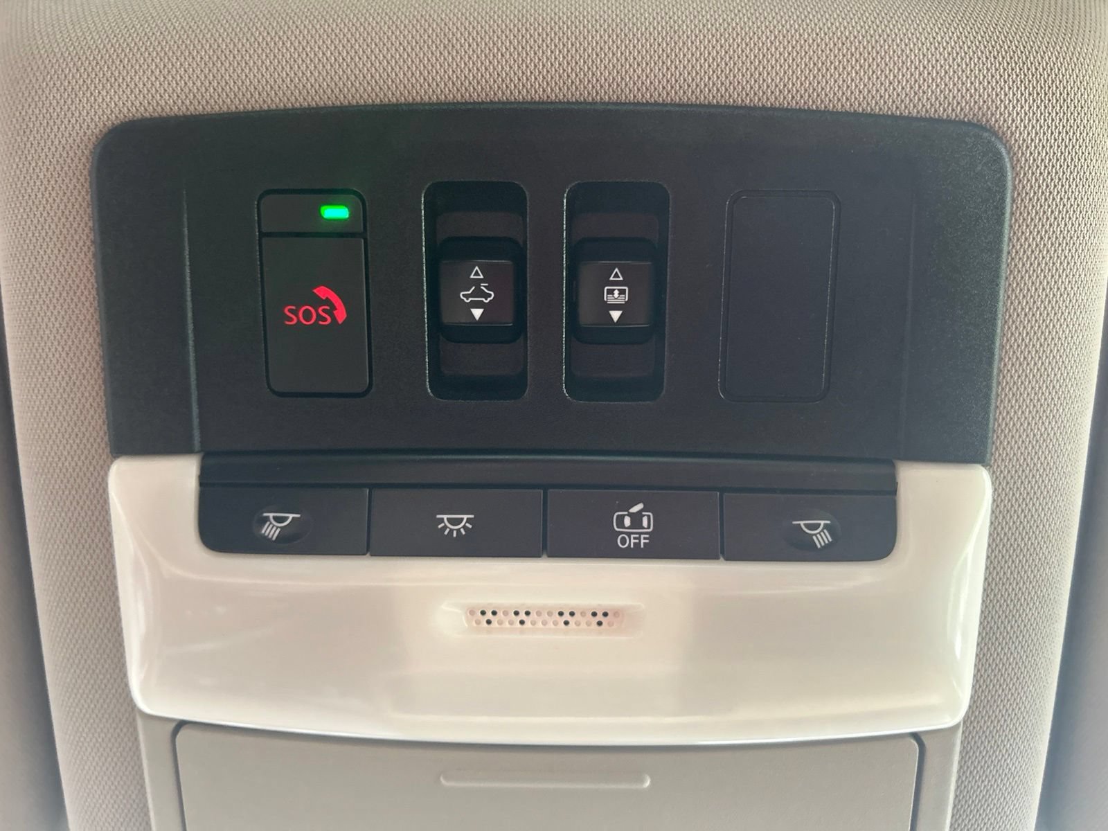 Used 2021 Nissan Rogue Platinum AWD/4WD image 32