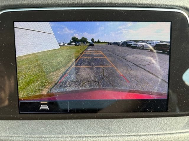 Used 2021 Cadillac XT4 Sport w/ Sun And Sound Package AWD/4WD image 5