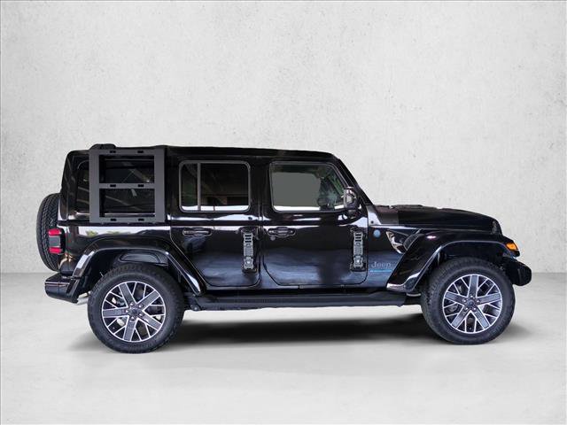 Used 2024 Jeep Wrangler High Altitude AWD/4WD image 4