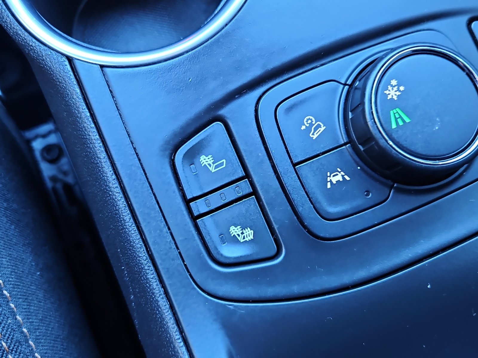 Used 2021 GMC Terrain SLE w/ Driver Convenience Package FWD image 23