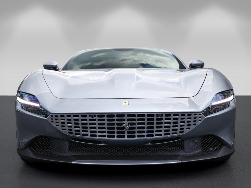 Certified 2022 Ferrari Roma RWD image 8