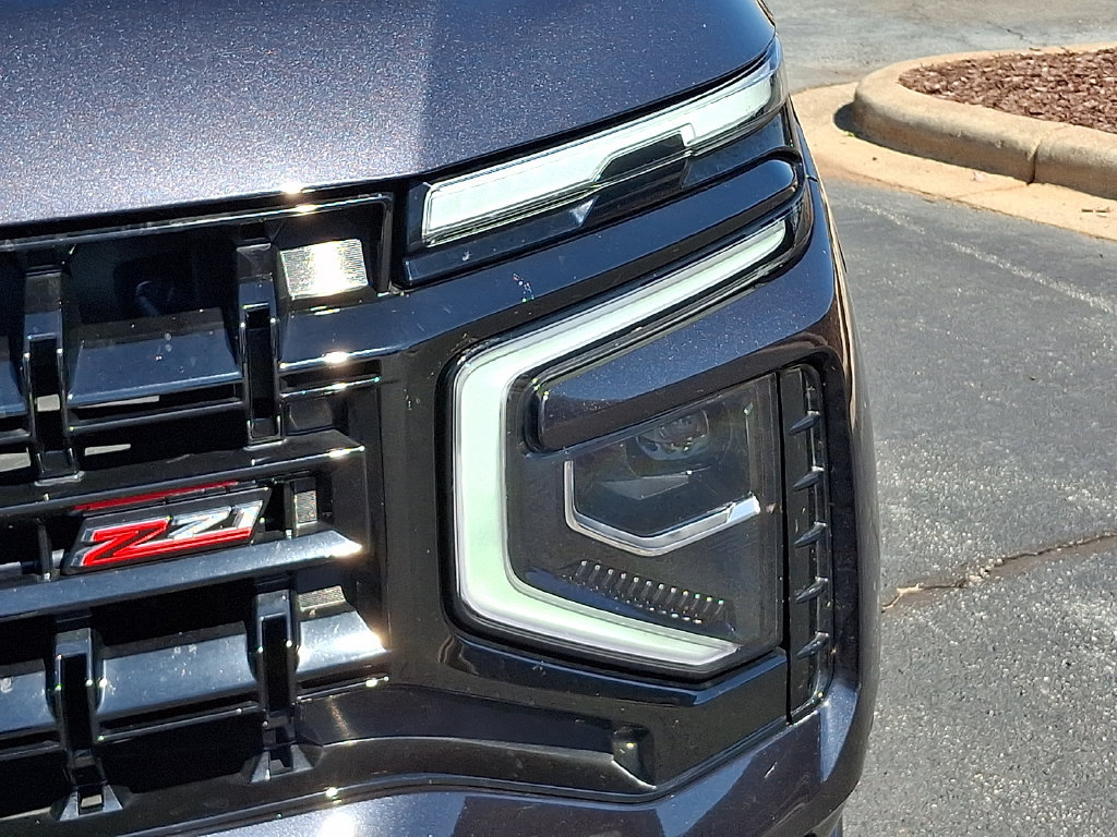 Used 2025 Chevrolet Tahoe Z71 AWD/4WD image 9