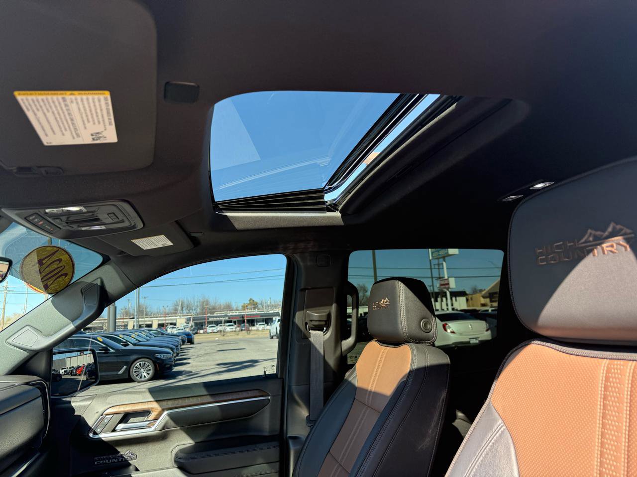 Used 2024 Chevrolet Silverado 1500 High Country w/ Technology Package image 28