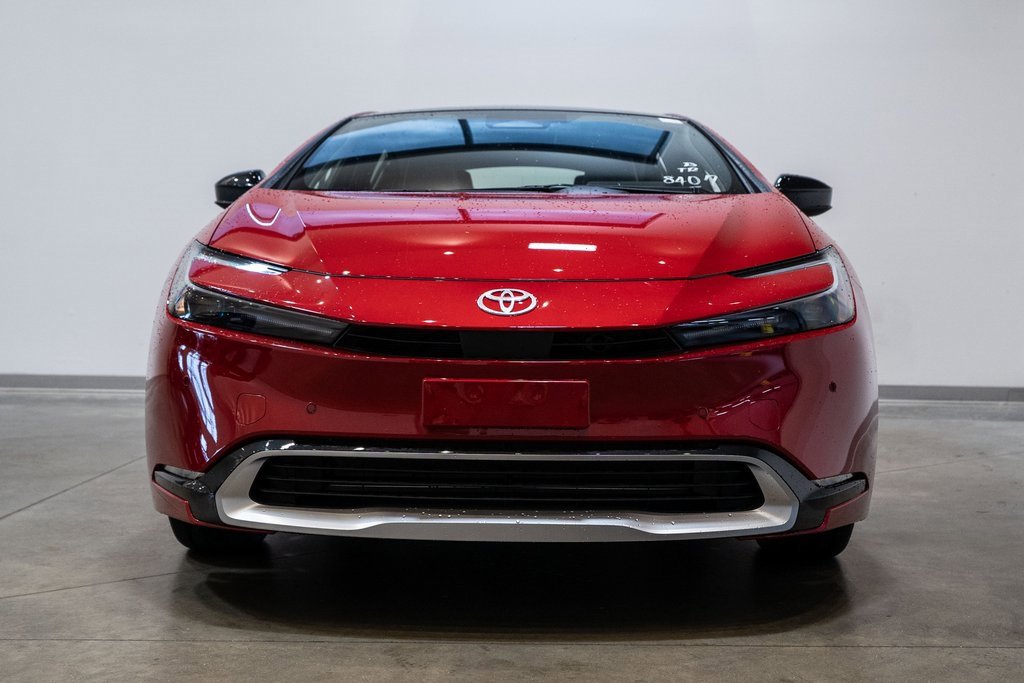 New 2026 Toyota Prius Plug-In Hybrid image 2