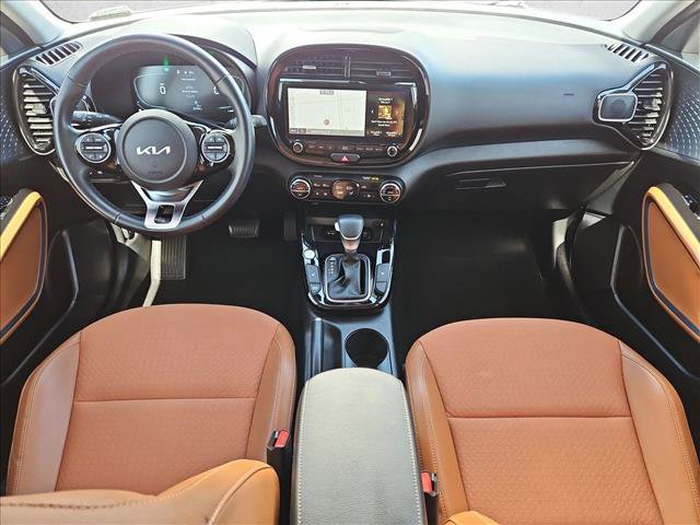 Used 2024 Kia Soul EX w/ Option Group 015 FWD image 25