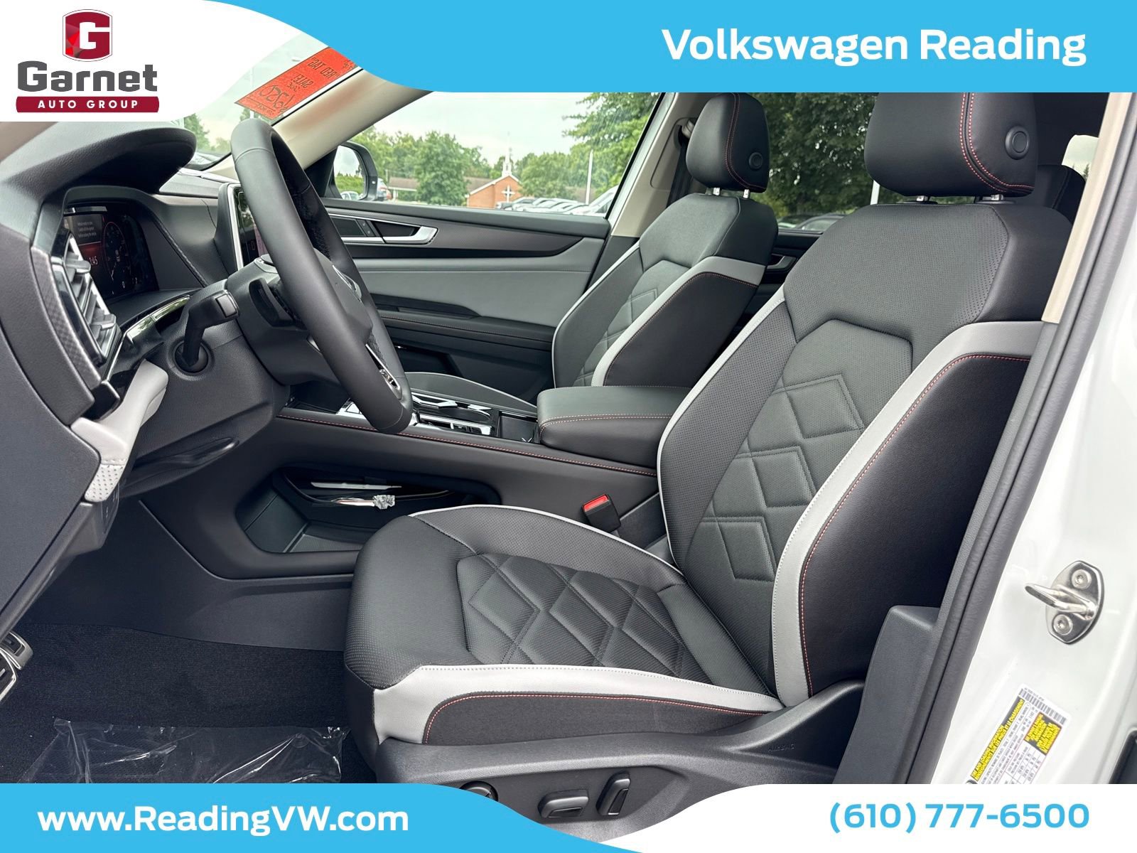 New 2025 Volkswagen Atlas Peak Edition SE image 10