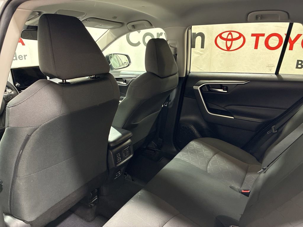 Used 2023 Toyota RAV4 XLE AWD/4WD image 21