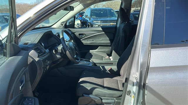 Used 2023 Honda Ridgeline Sport image 9