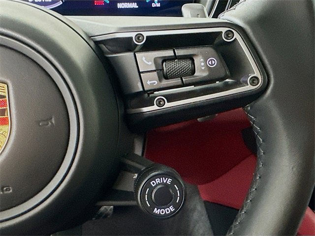 Used 2024 Porsche Cayenne w/ Sport Chrono Package image 15