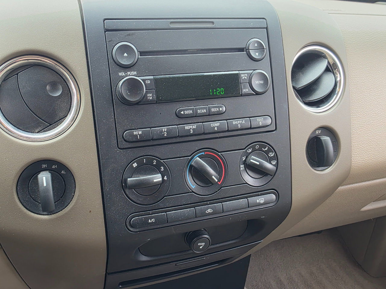 Used 2005 Ford F150 XLT image 6