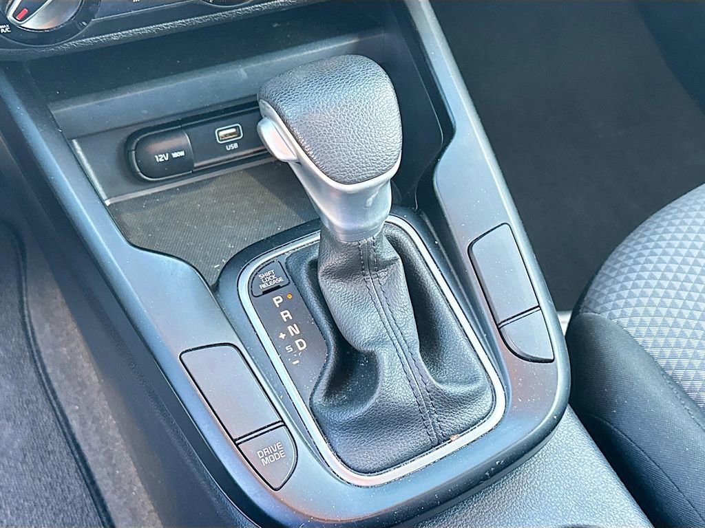 Used 2024 Kia Soul LX w/ Option Group 015 image 16