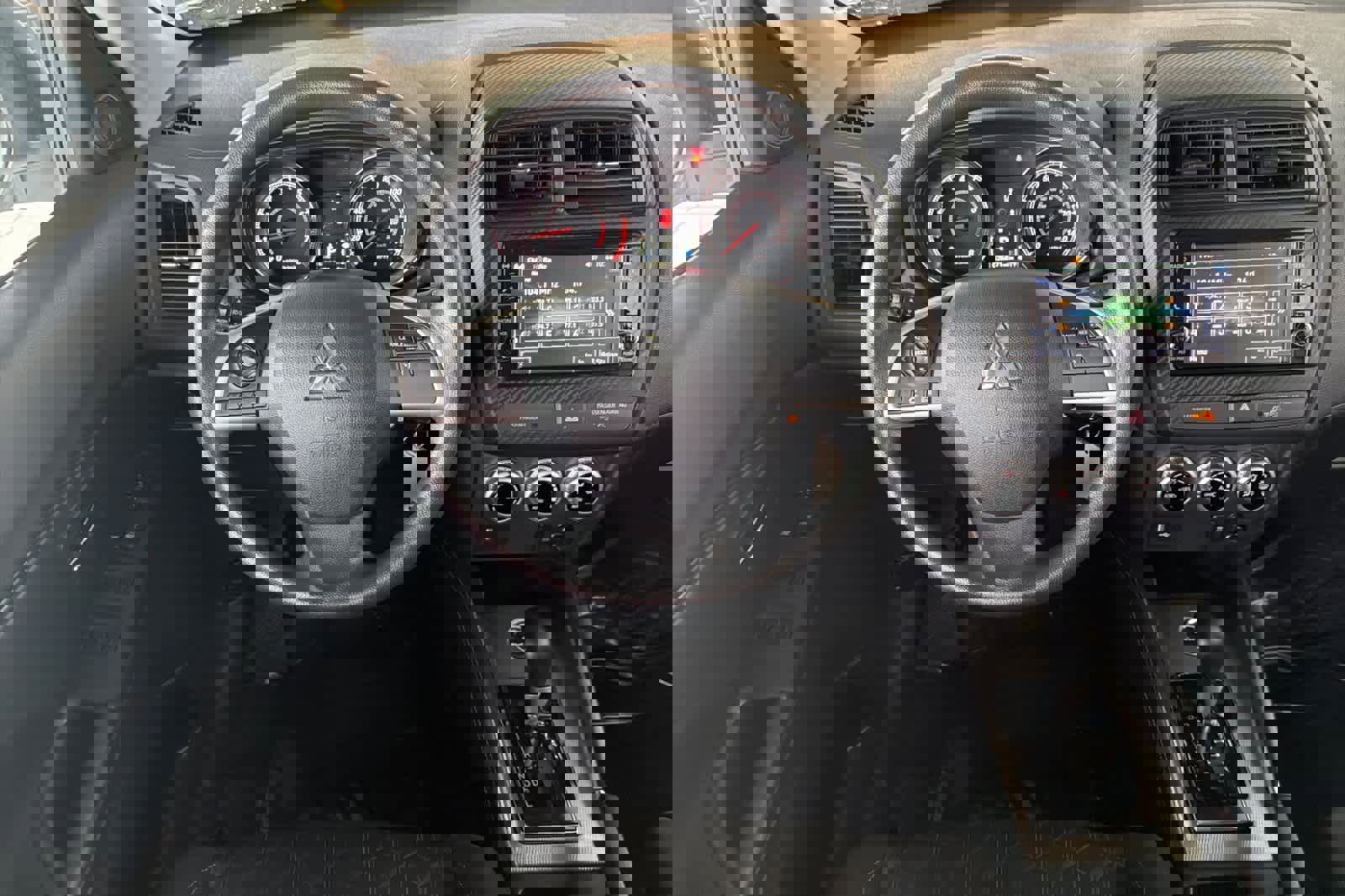 Used 2024 Mitsubishi Outlander Sport ES image 16