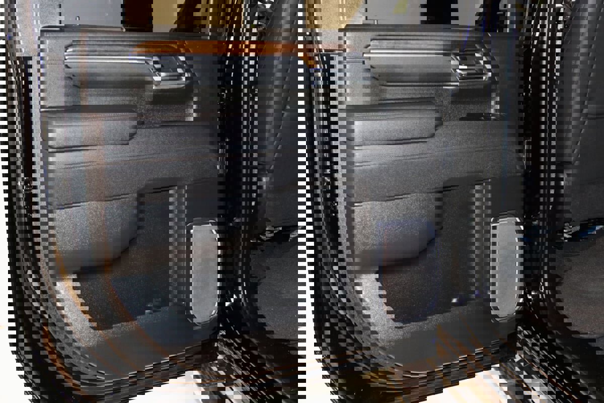 Used 2025 Chevrolet Silverado 2500 High Country w/ Technology Package image 58