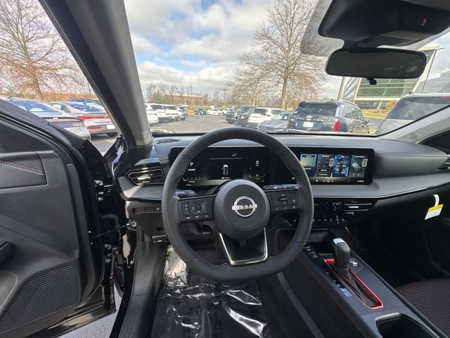 New 2026 Nissan Kicks SR w/ Cold Weather Package AWD/4WD image 14